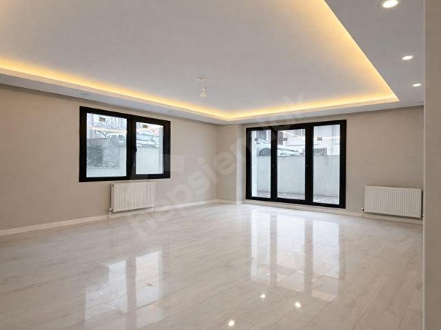 BEYLİKDÜZÜ'NDE BESS GRUP TAN MERKEZDE SATILIK 2+1 GİRİŞ KAT DAİRE