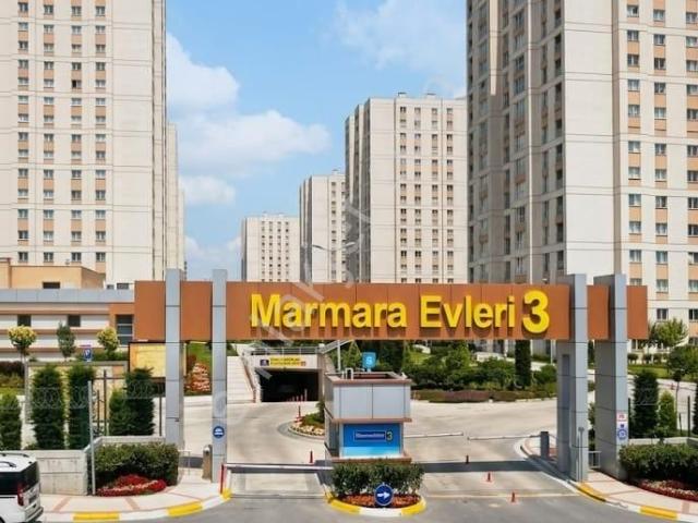 Beylikdüzü Marmara Mah. İhlas 3 'te 3+1 Satılık Daire