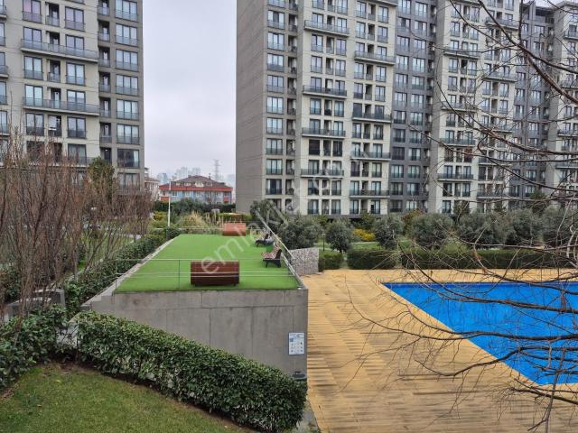 Beylikdüzü Metrobüse Yakın Kiralık 1+1 Eşyalı Daire