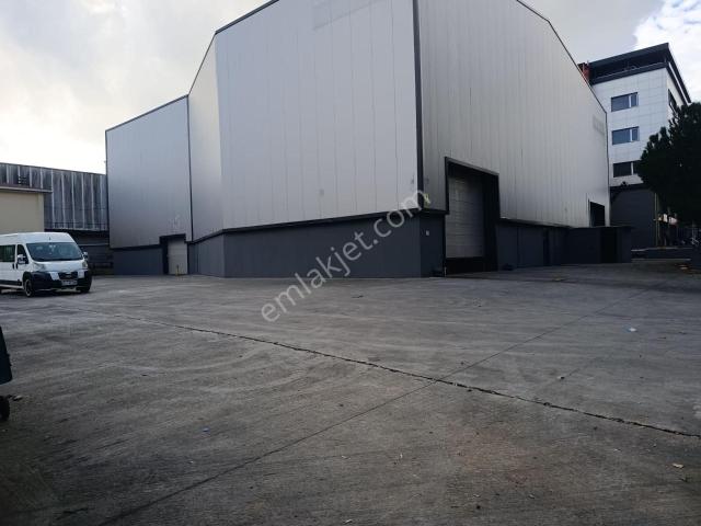 Beylikdüzü Osb'de H 13 M 1100m2 Kapalı Alan Tek Katlı Kiralık Müstakil Depo