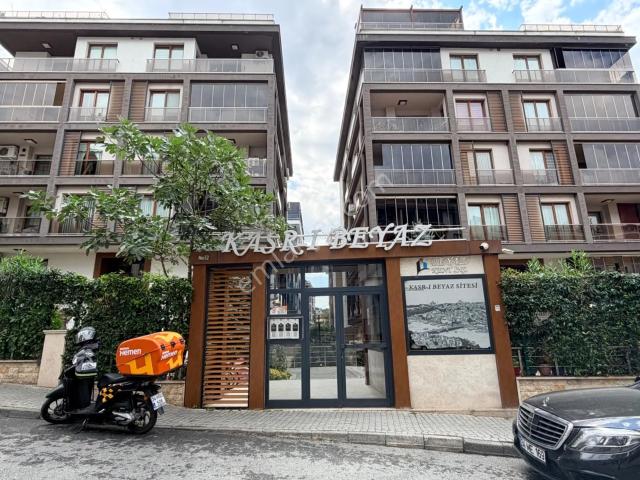 Beylikdüzü Adnan Kahveci'de Kiralık 3+1 Deniz Manzaralı Daire