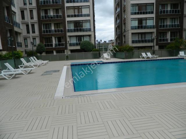 Beylikdüzü Adnankahveci Mah. Sitede Geniş Lüks 3+1 Kiralık Daire