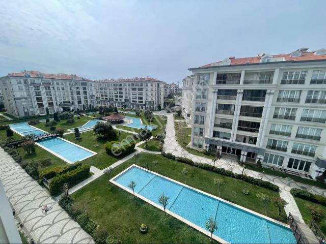 Beylikdüzü Bey Kasrı Konakları'nda Ebeveyn Banyolu 2+1