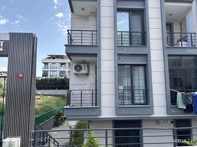 beylikdüzü dereağzında satılık bahce katı daire