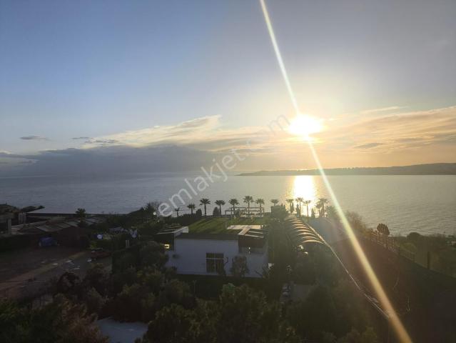 Beylikdüzü Gürpınarda Deniz Manzaralı 3+1 Kiralık Daire