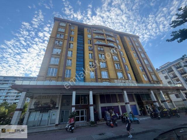 Beylikdüzü Kavaklı Da 2+1 125 M2 Satılık Daire Yeşilyurt Caddesi