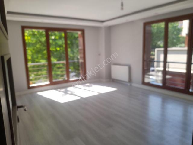 Beylikdüzü Kavaklı Mah. Devlet Kurumlarına Yakın 2+1 Kiralık Daire