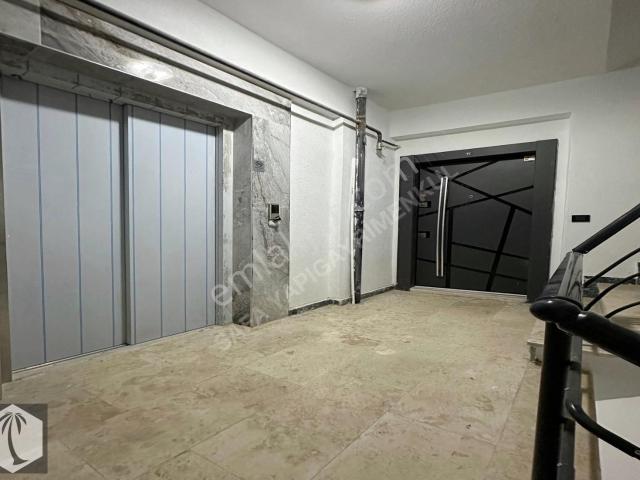 Beylikdüzü Safa Dan Metrobüse Yakın Yatırımlık Butik Sitede 2+1