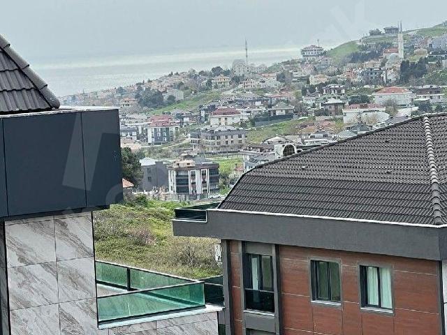 Beylikdüzü sahil Mahallesi'nde 4+2 dubleks deniz manzaralı 260 metrekare sıfır dubleks