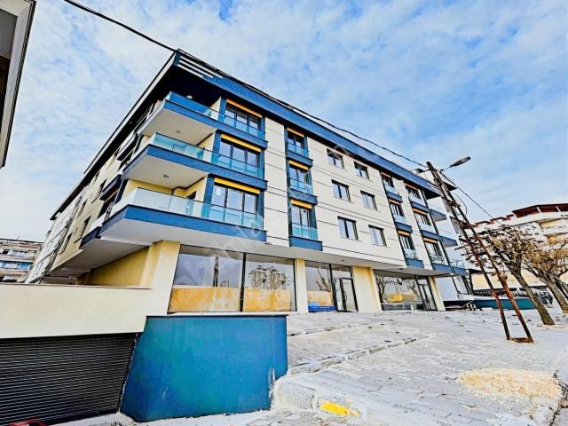 Beylikdüzü Yakuplu Da Satılık 3+1 140m2 Metrobüse 2dk Kelepir
