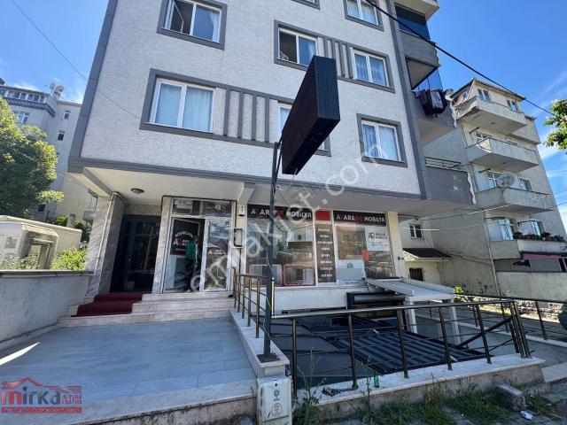 Beylikdüzü Yakuplu Da Satılık Düz Giriş 130 M2 Dükkan