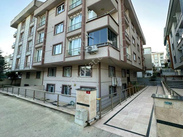 Beylikdüzü Yakuplu Mahallesi'nde Kiralık 2+1 Daire
