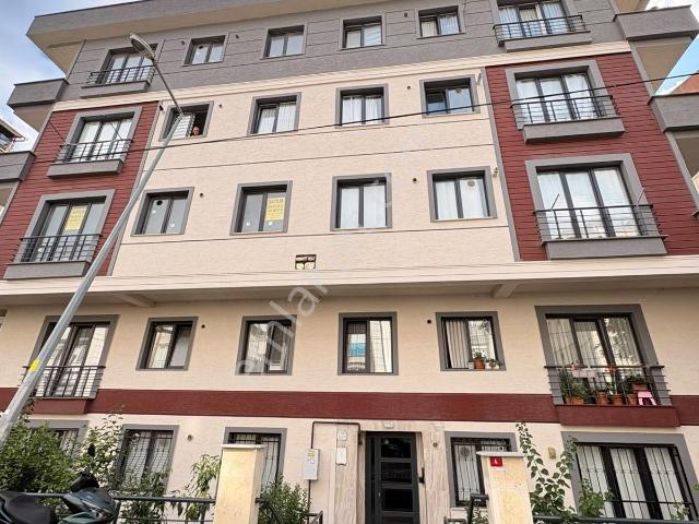 Beylikdüzü Yakuplu Mh.yeni Binada Yeni 2+1 Kiralık Dairemiz