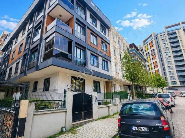 Beylikdüzü Yakupluda 2+1 Ön Cephe Daire