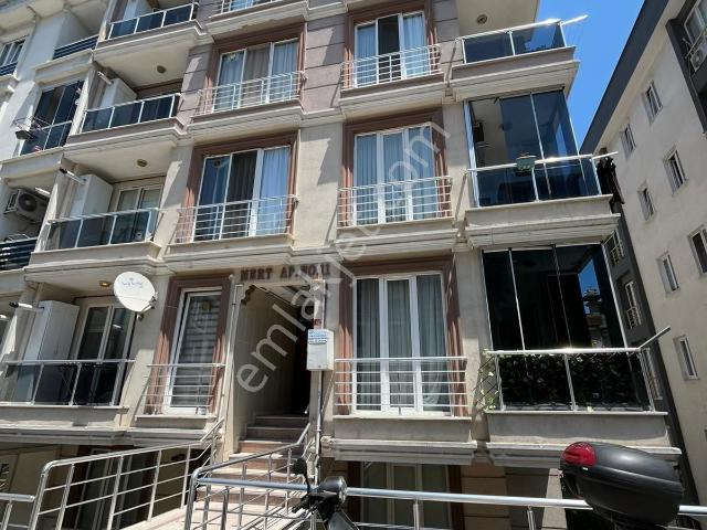 Beylikdüzü Yakupluda Deniz Manzaralı 1+1 Kiralık Teras Kat