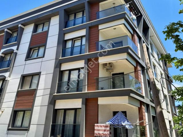 Beylikdüzü Yakuplu'da Kiralık Teraslı 2+1 Daire