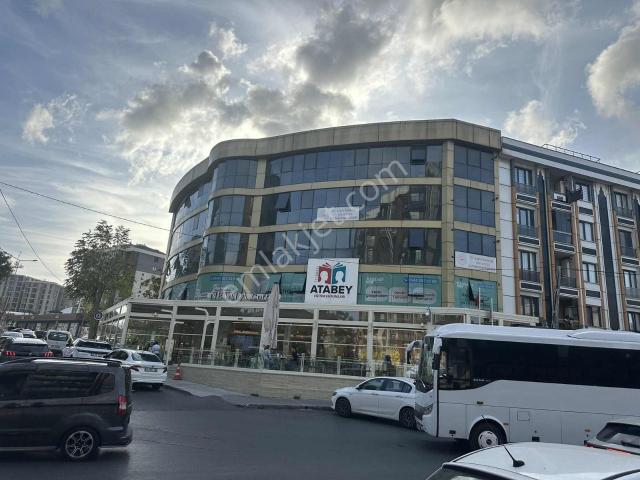 Beylikdüzü'nde Ofis, Kurs, Etüt Merkezine Uygun Kiralık İşyeri
