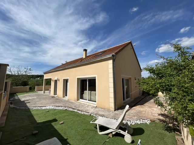 Beynes, 4ch + garage et sous sol
