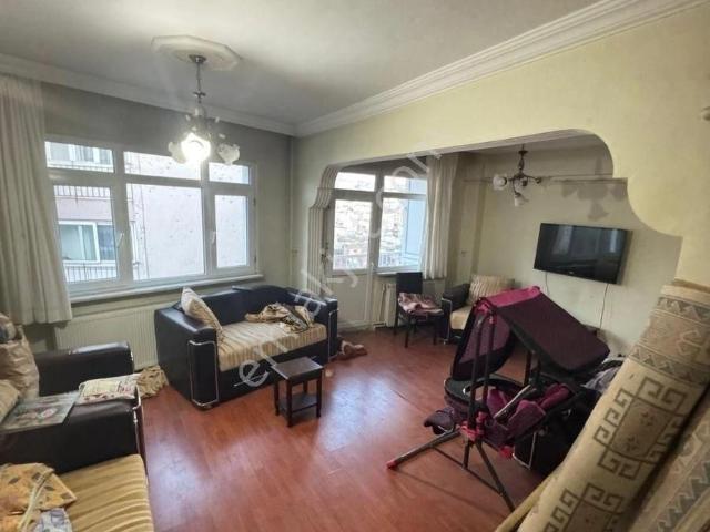 Beyoğlu Kadımehmet Efendi Mahallesinde 1+1 Satılık Daire