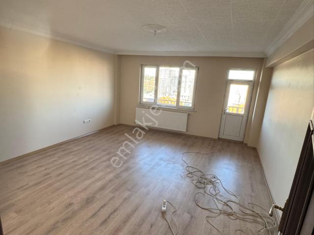 Beyoğlu Kaptanpaşa Mahallesinde 2+1 Kiralık Daire