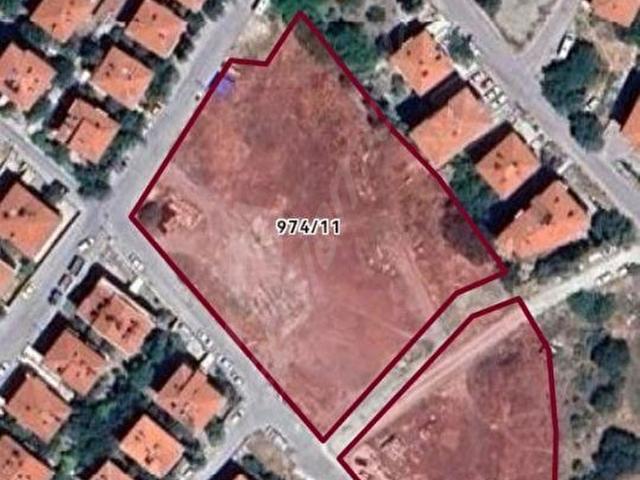 BEYPAZARI HACIKARA'DA 331 m2 HİSSE