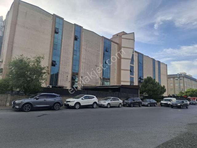Beysan Sanayi Sitesinde 1.295 M2 Kiralık Depo Alanı