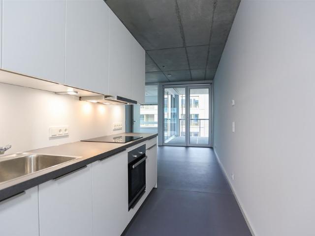 Bezug ab sofort tolle Raumaufteilung mit riesiger Loggia in moderner Wohnanlage in Berlin Mitte