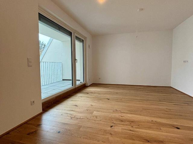 Bezugsfertig inkl. EWE Küche: 2 Zimmer Wohnung mit Loggia & Garten – provisionsfrei_Kleegarten_Top 19