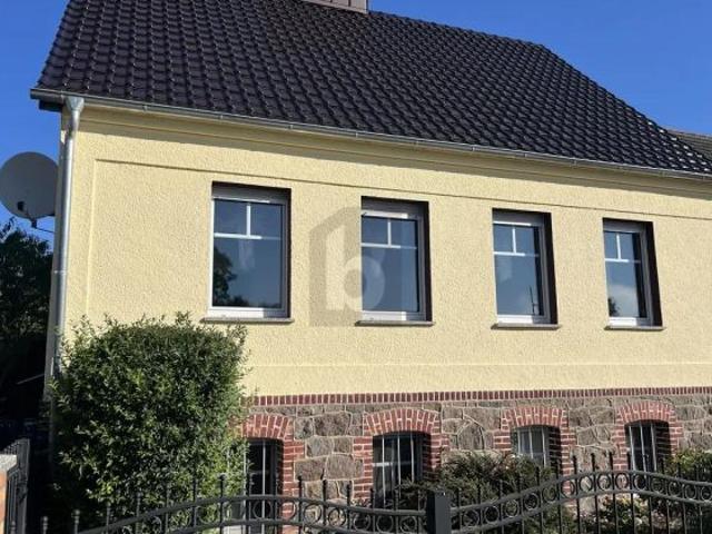 BEZUGSFERTIG MIT GARTEN & VERANDA