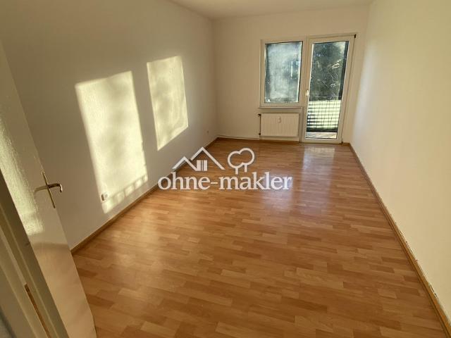 Bezugsfertige helle 2 Zimmer Wohnung mit Balkon + Keller + Stellplatz in Rödermark Urberach