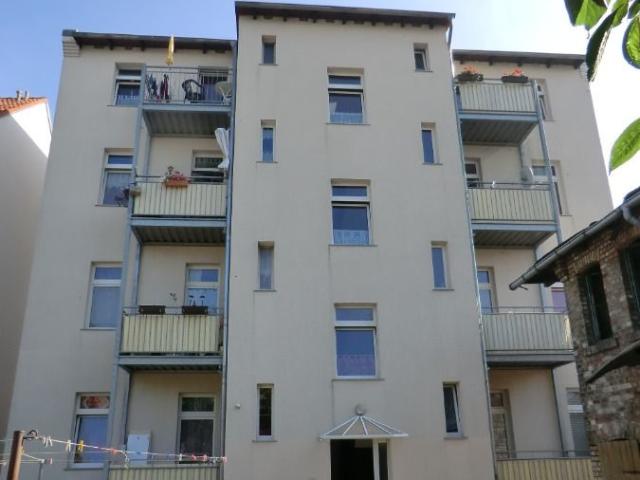 Bezugsfertige Wohnung mit Balkon und Dusche