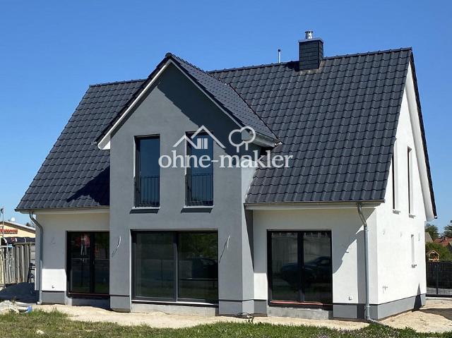 Jetzt zum Vorteilspreis: Modernes Landhaus inkl. Grundstück & Einbauküche