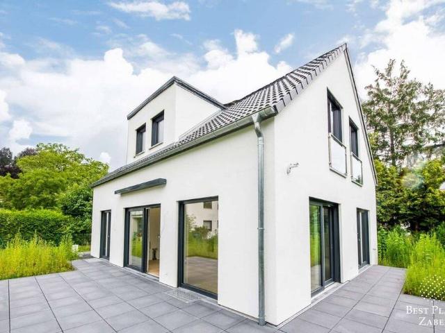 Bezugsfertiges modernes Familienhaus Nachhaltiger Neubau mit Erdwärme auf großzügigem Grundstück