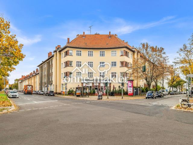 BEZUGSFREI II Sanierte 2,5 Zimmer Altbauwohnung mit Balkon im 2. OG