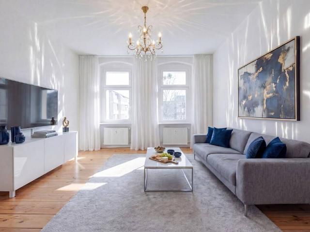 Bezugsfrei: Sonnige, ruhige Altbau Wohnung mit EBK & Tageslicht Badezimmer im beliebten Friedenau
