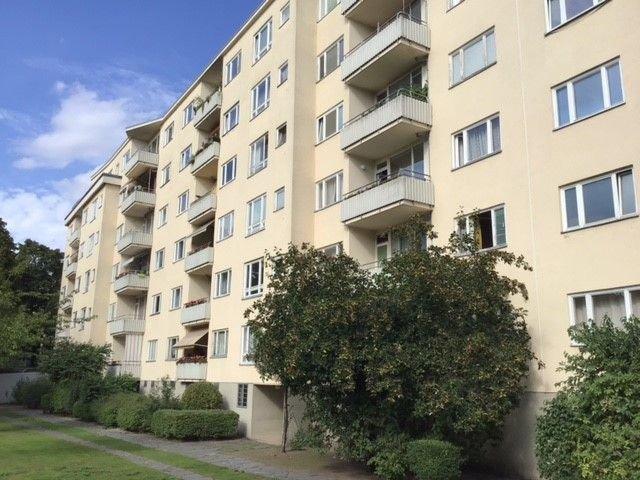 Bezugsfreie 4 Zimmer Wohnung in Charlottenburg Nord