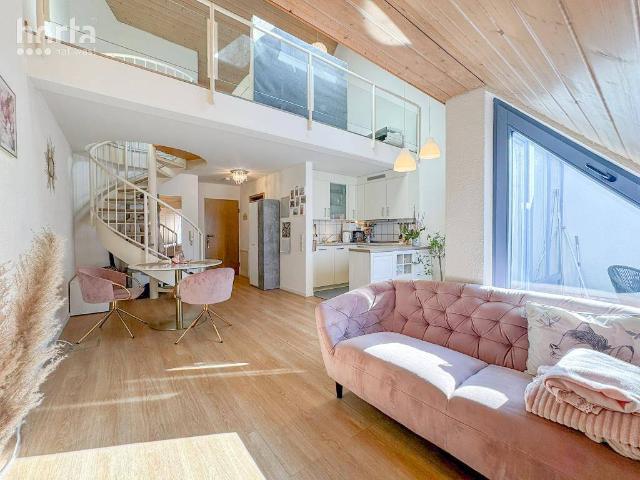 Bezugsfreie 1,5 Zimmer Wohnung mit Galerie, Dachterrasse & TG Stellplatz in KN Petershausen