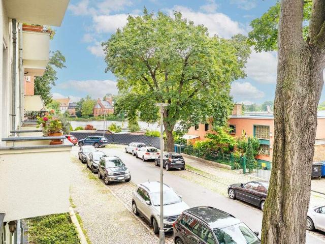 Bezugsfreie 2 Zimmer Wohnung mit Wasserblick in Berlin Köpenick