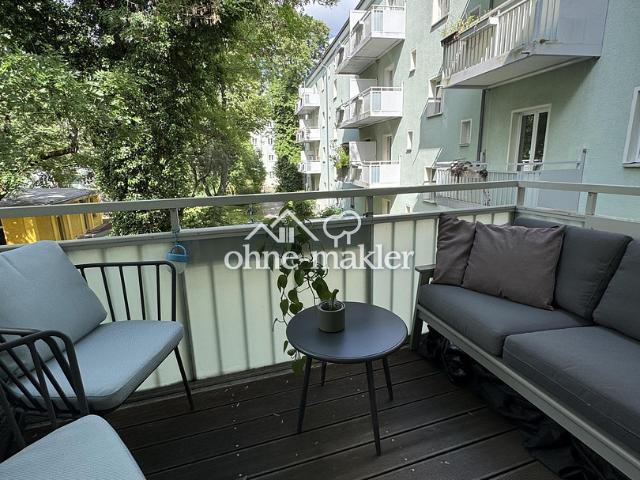 Bezugsfreie 2 Zimmer Wohnung in Prenzlauer Berg mit EBK & Balkon