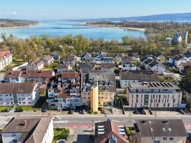 Bezugsfreie 3 Zimmer Wohnung mit Balkon und Aufzug in Seenähe in Radolfzell