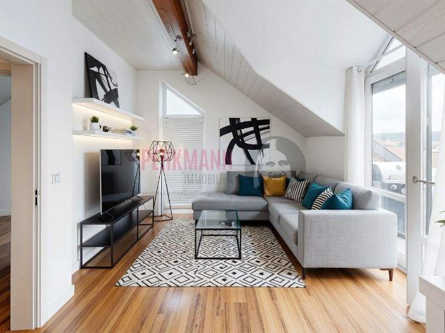 Bezugsfreie 3 Zimmer Dachgeschosswohnung mit Dachterrasse, 2 Balkonen, Gartenanteil & Tiefgarage