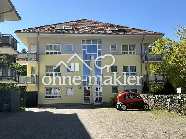 Bezugsfreie, renovierte 3Zi DG Terassen Wohnung