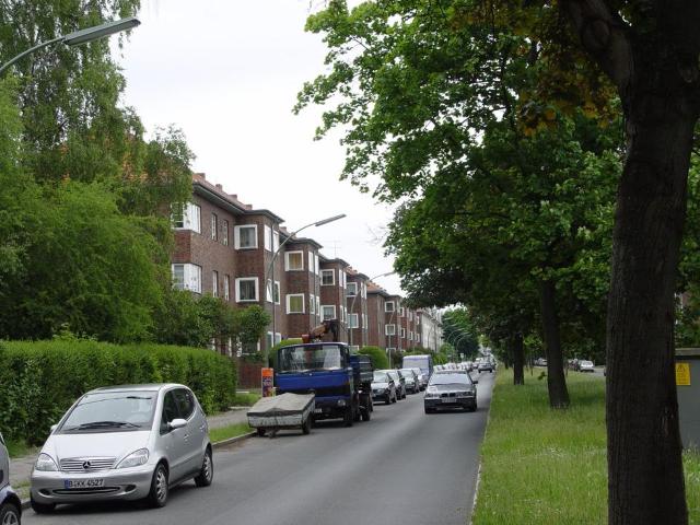 Bezugsfreier Klinker Altbau ETW mit Loggia und Garten