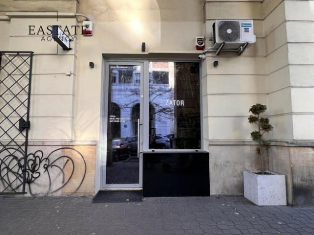 bez prowizj / lokal usługowo przy Placu Zbawiciela