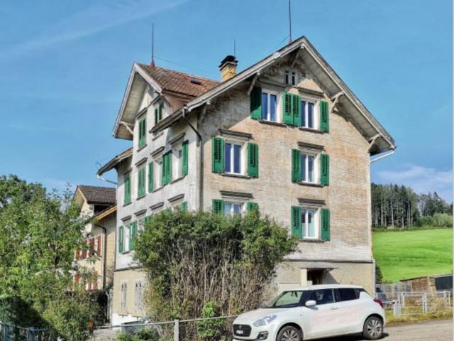 Bezahlbares 9 Zimmer Mehrgenerationenhaus, Mehrfamilienhaus oder Renditeobjekt