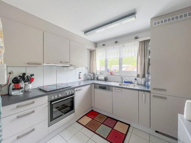 Bezaubernde 4 Zi. Wohnung mit Balkon