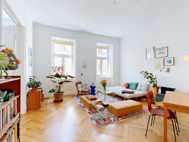 Bezaubernde Altbau Wohnung nahe Donaukanal | 2 Zimmer 81m² | saniert | hoher Wohnkomfort