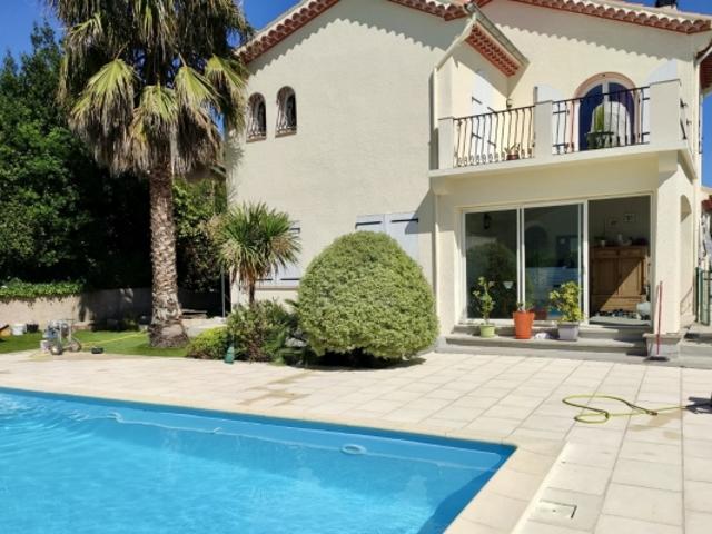 BÉZIERS, maison à vendre, 6 pièces, 198 m²