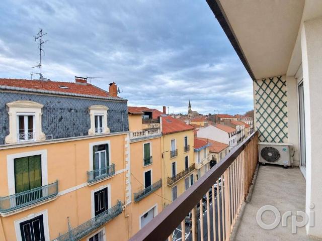BEZIERS Appartement À Louer