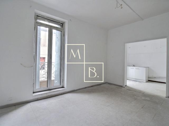 BEZIERS, centre ville, Appartement 3 pièces de 54m2 habitable avec cave